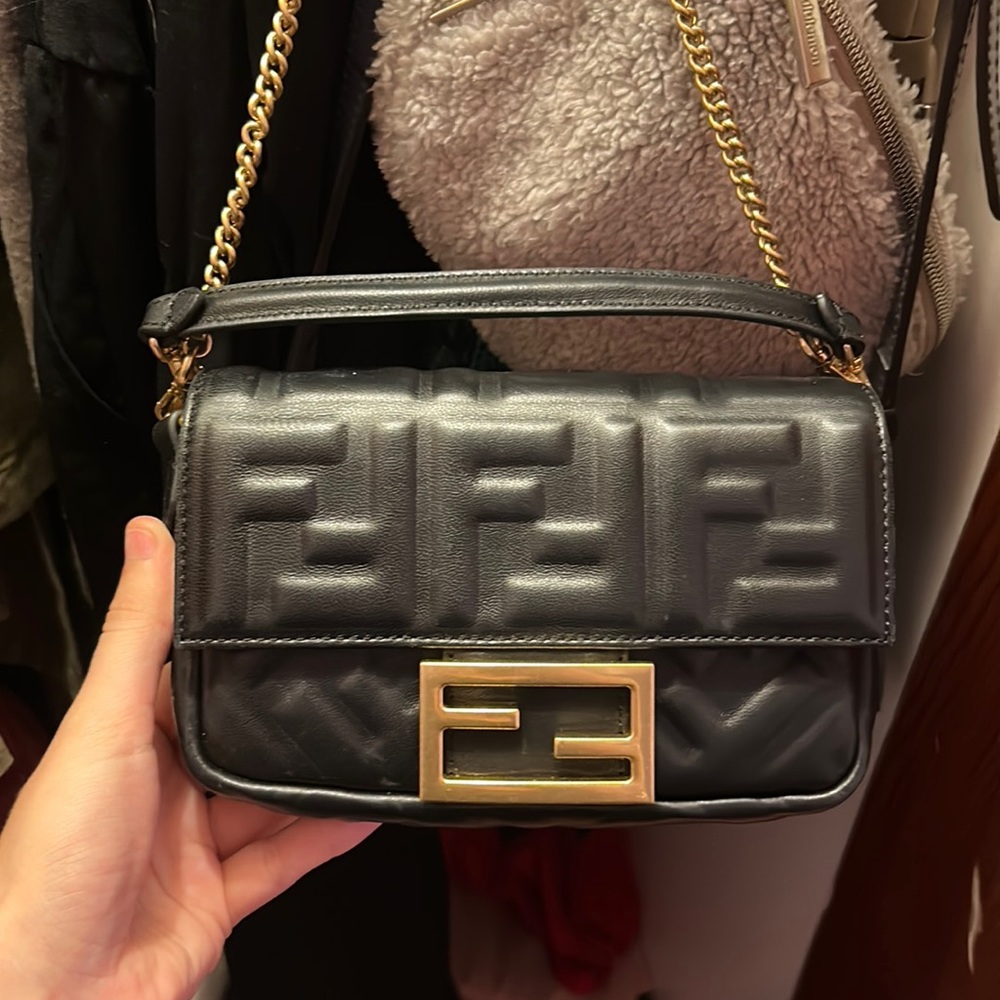 Fendi mini baguette